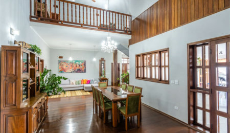 Casa à venda ou para alugar com 4 suítes no Centro, Três Lagoas, MS