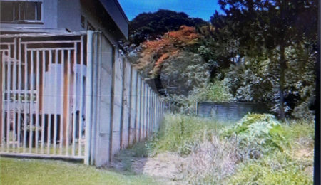 Terreno à venda em Jardim Colonial, Carapicuíba, SP