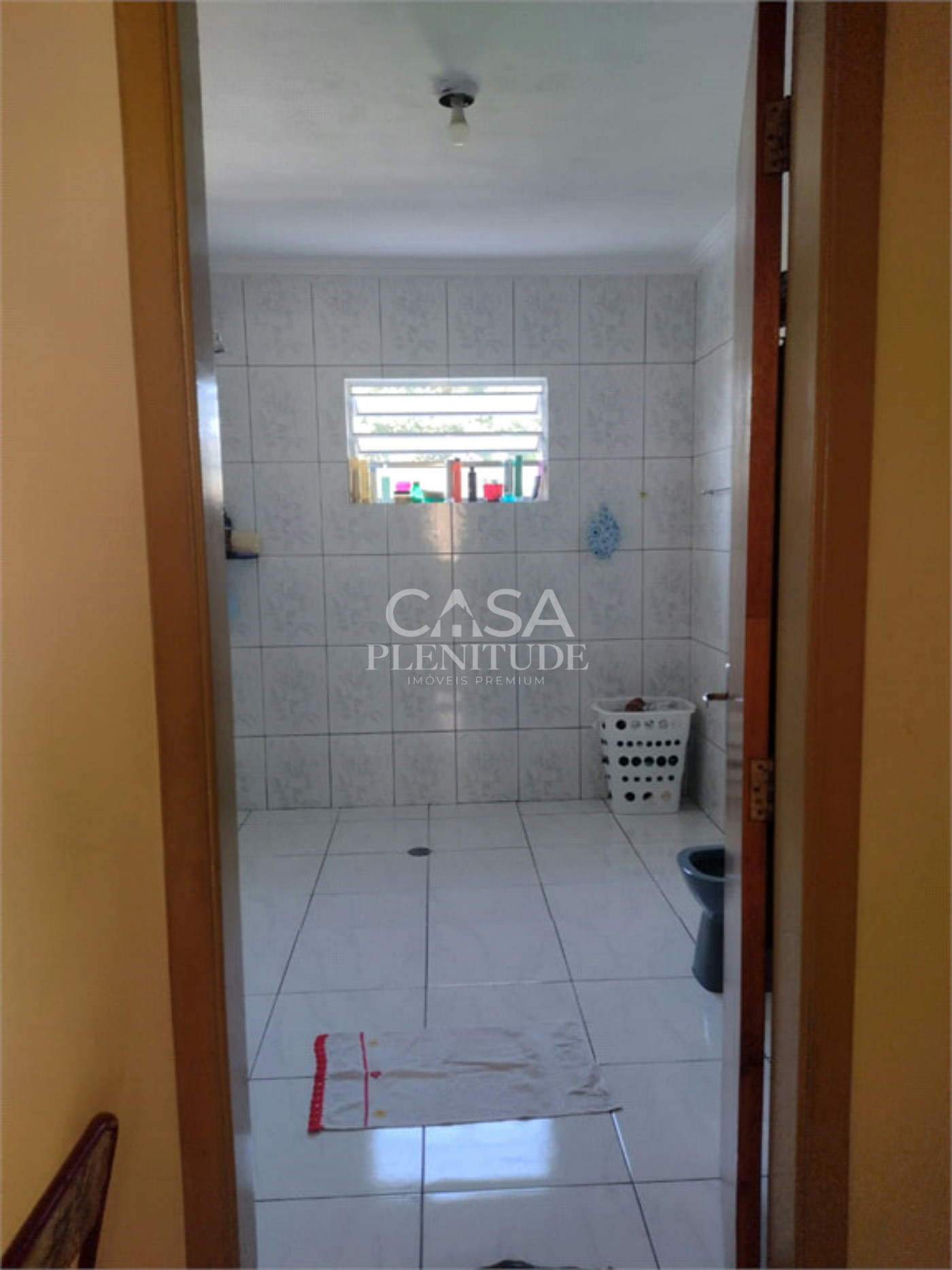Casa à venda com 4 quartos, sendo 1 suíte, em Parque das Laranjeiras, Sorocaba, SP