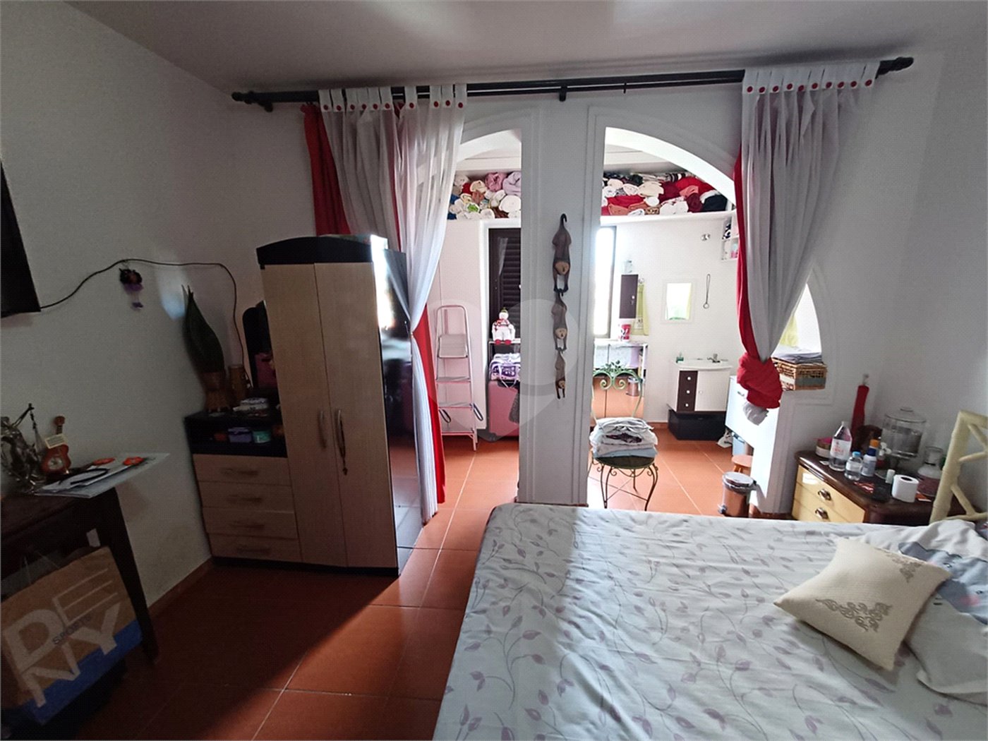 Sobrado à venda com 4 quartos, sendo 1 suíte, em Perdizes, São Paulo, SP