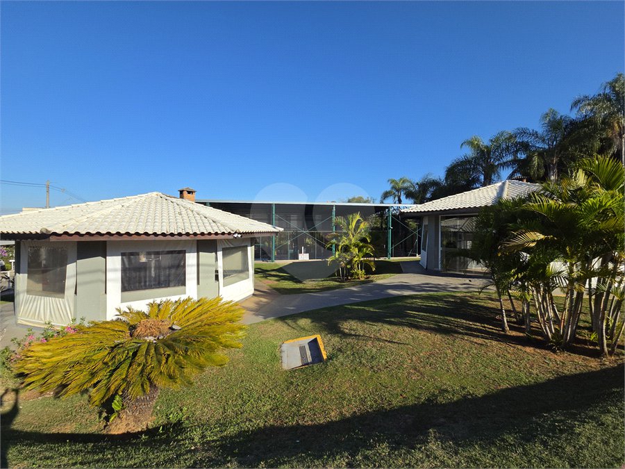 Casa à venda com 2 quartos, sendo 1 suíte, no condomínio Horto Florestal II, Sorocaba - SP