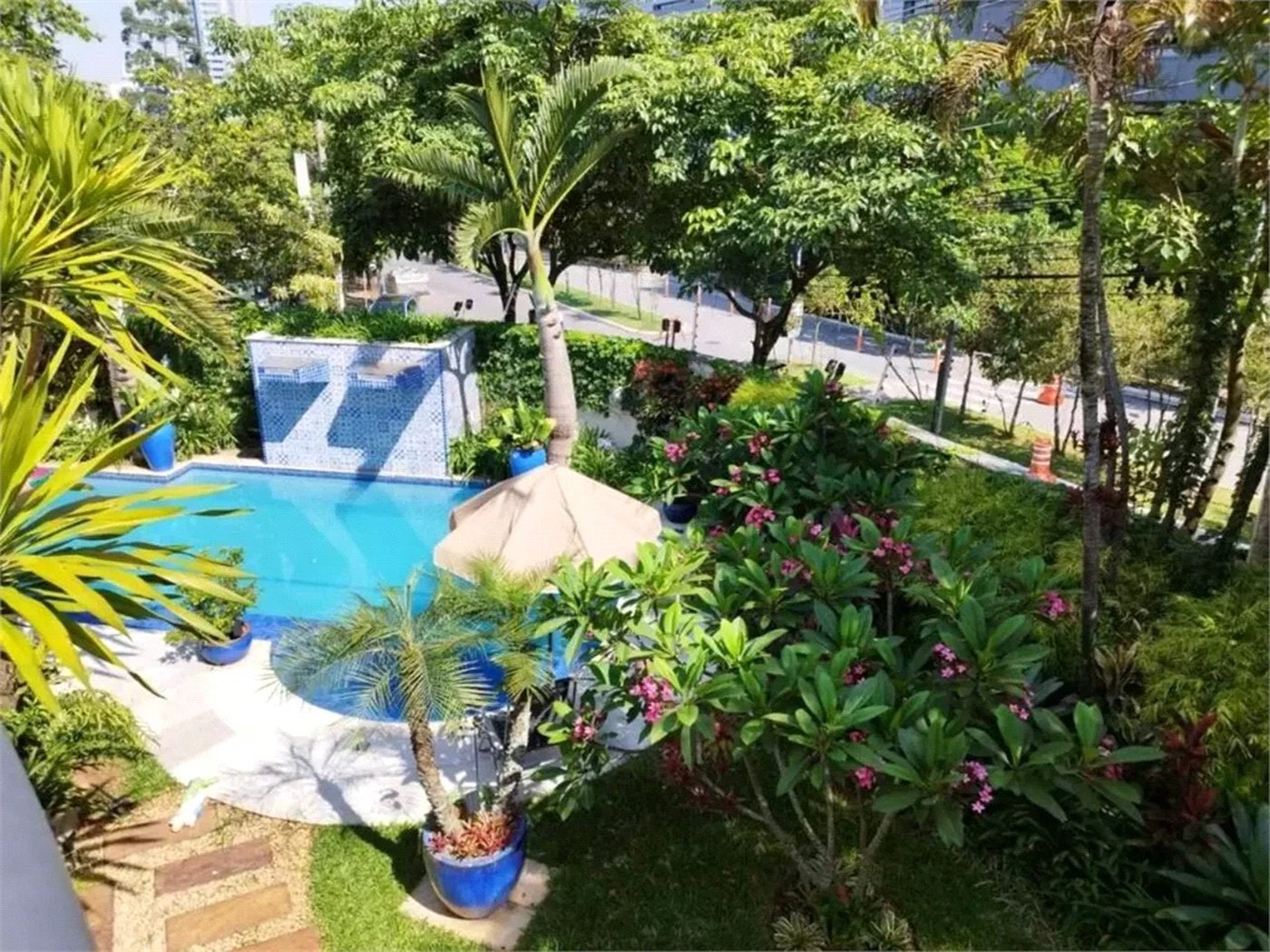 Casa à venda com 4 suítes no condomínio Solares da Cidade Jardim Vila America, São Paulo - SP