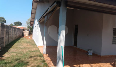Casa à venda com 3 quartos em Vila Apolo, Itapetininga, SP
