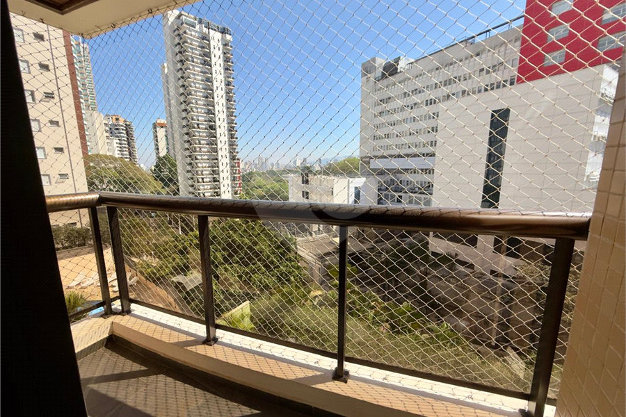 Apartamento à venda com 4 quartos, sendo 2 suítes, em Santana, São Paulo, SP