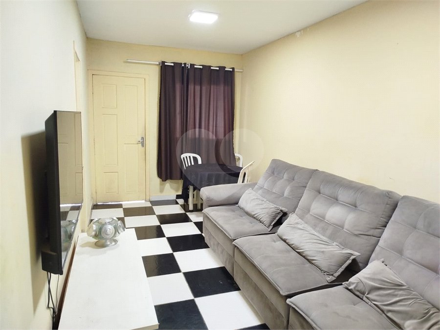 Casa à venda com 3 quartos, sendo 1 suíte, em Real Parque, Votorantim, SP