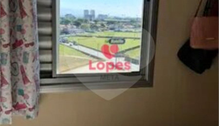 Apartamento à venda com 3 quartos, sendo 1 suíte,  em Jardim Califórnia, Jacareí, SP