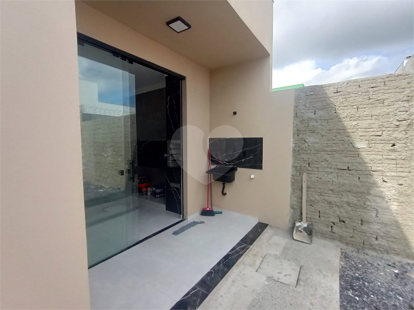 Casa à venda com 2 quartos, sendo 1 suíte, em Residencial Villaggio DI Capri, Itapetininga, SP