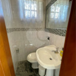 Casa à venda com 9 quartos, sendo 4 suítes, em Condomínio Flamboyant-b, Atibaia, SP