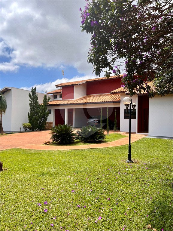 Chácara à venda com 6 quartos, sendo 1 suíte, em Parque Planalto, Araraquara, SP