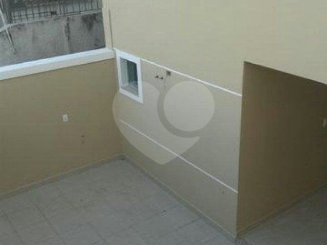 Sobrado à venda com 3 suítes em Vila Constança, São Paulo, SP