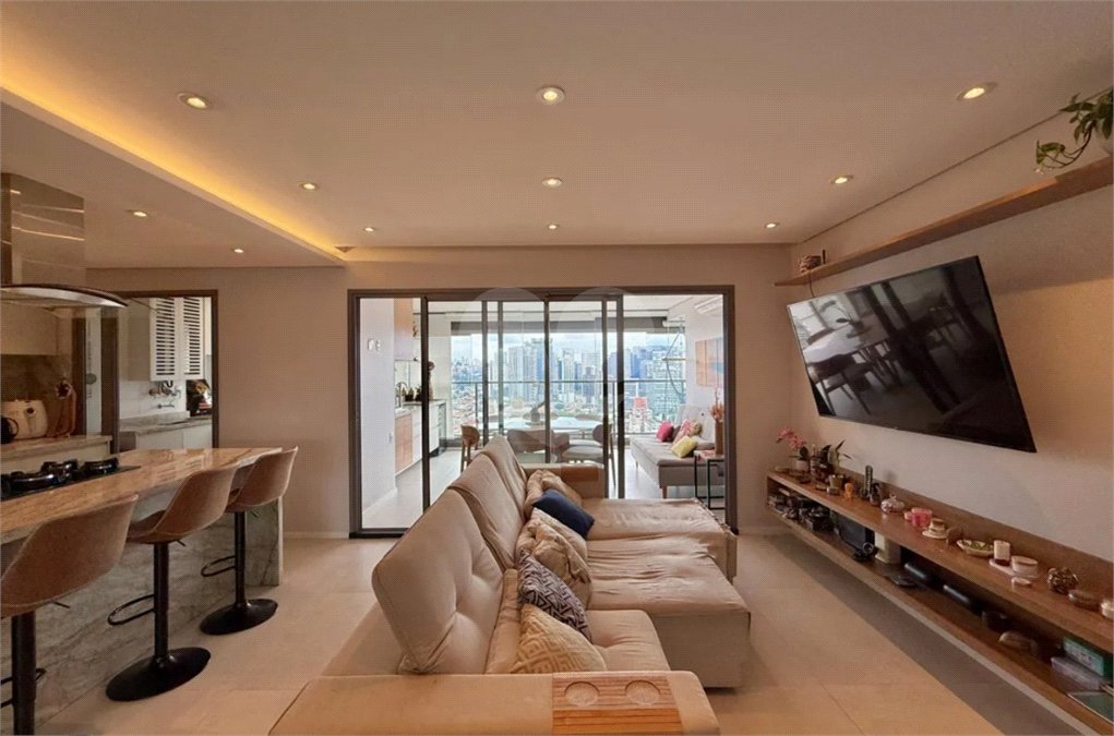 Apartamento à venda com 3 suítes em Santo Amaro, São Paulo, SP
