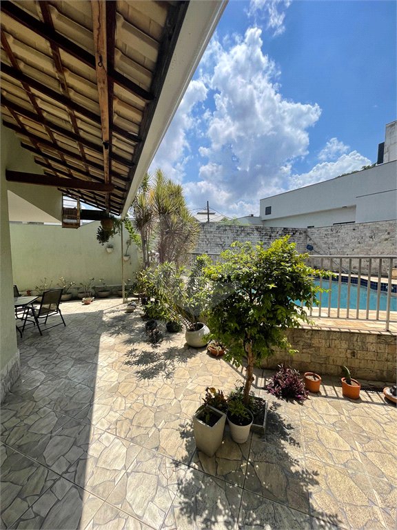 Casa à venda com 5 quartos, sendo 1 suíte, no condomínio Residencial Green Ville, Rio de Janeiro - RJ