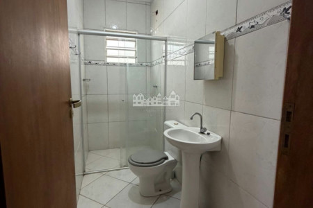Casa para alugar com 2 quartos, sendo 1 suíte, em Ponte, Atibaia, SP
