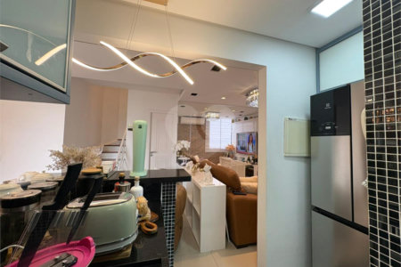 Duplex à venda com 2 suítes em Indianópolis, São Paulo, SP