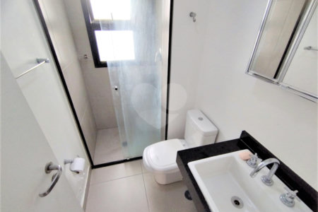 Apartamento de 1 quarto - Vila Mariana - Varanda, - 1 vaga - Lazer e serviços no condomínio.