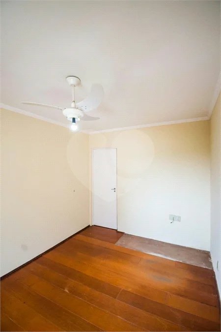 Apartamento a Venda no Condomínio Edifício Guarujá em Campinas/SP