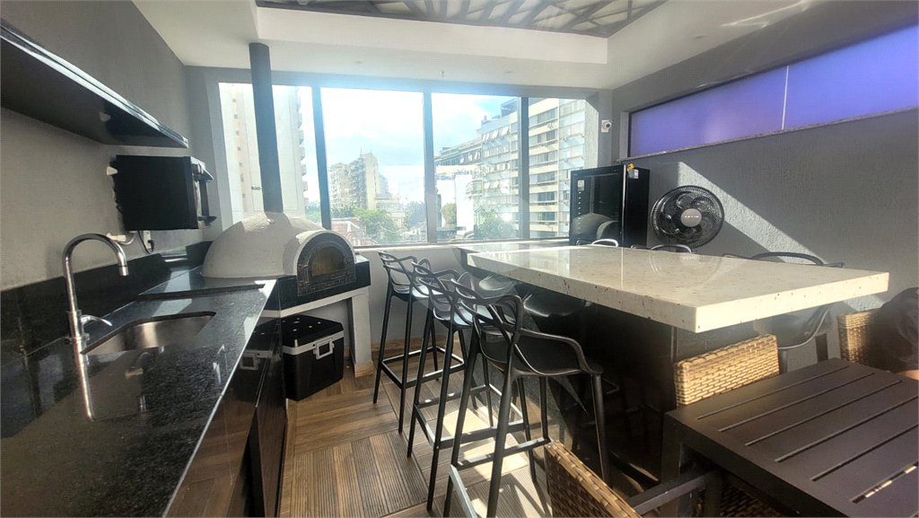 Cobertura à venda com 3 quartos, sendo 1 suíte,  em Tijuca, Rio de Janeiro, RJ