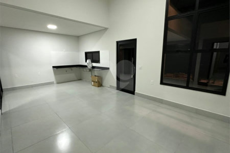 Casa à venda com 3 quartos, sendo 1 suíte, em Jardim Bom Sucesso, Indaiatuba, SP