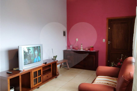 Casa à venda com 3 quartos, sendo 1 suíte, em Vila Santa Helena, Atibaia, SP