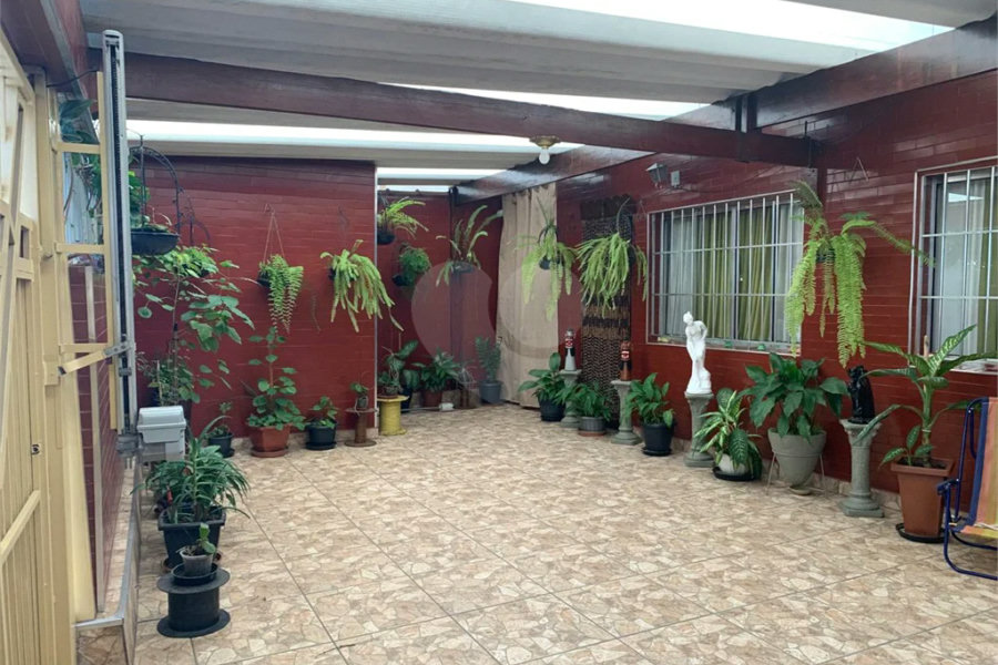 Sobrado à venda com 3 quartos em Jaraguá, São Paulo, SP