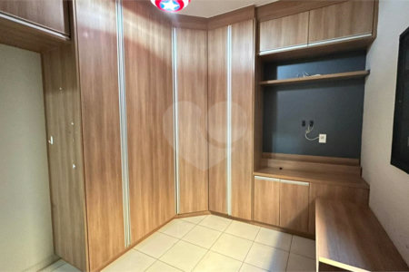 Casa à venda com 3 quartos, sendo 1 suíte,  em Ipê, Três Lagoas, MS
