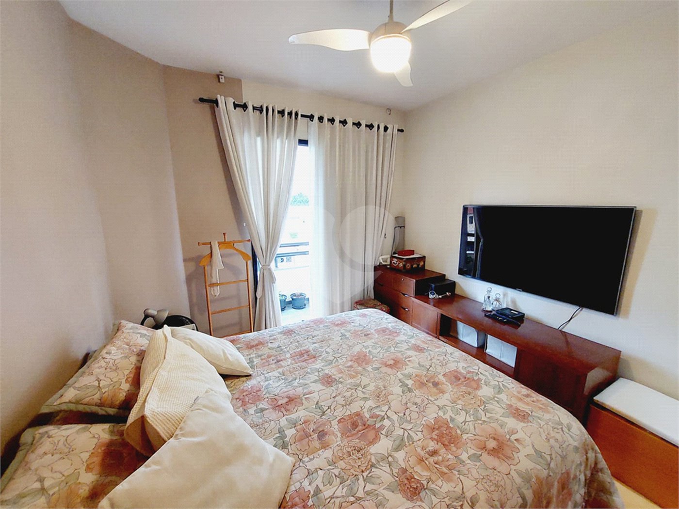 Apartamento à venda com 3 quartos, sendo 1 suíte, em Alto da Lapa, São Paulo, SP
