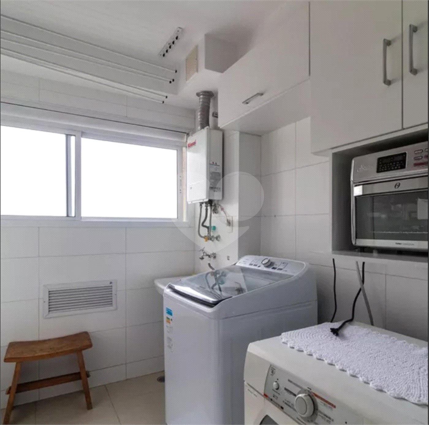 Apartamento à venda com 3 quartos, sendo 2 suítes,  em Várzea da Barra Funda, São Paulo, SP