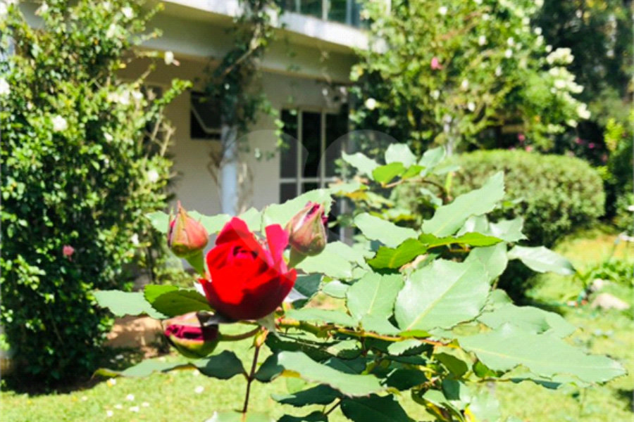 Casa Térrea à venda com 4 quartos, sendo 1 suíte, em Roseira, Mairiporã, SP