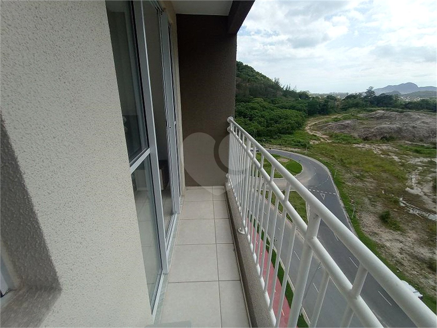 Apartamento à venda com 3 quartos, sendo 1 suíte, em Camorim, Rio de Janeiro, RJ