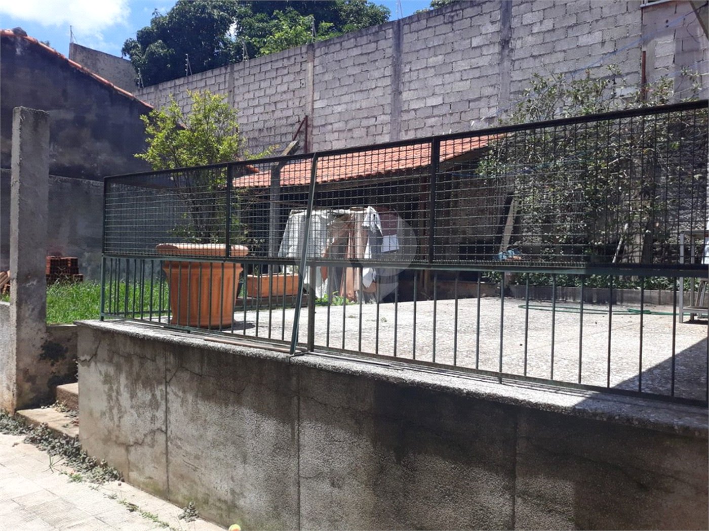 Casa à venda ou para alugar com 3 quartos, sendo 1 suíte, em Jardim Maria Trindade, São Roque, SP