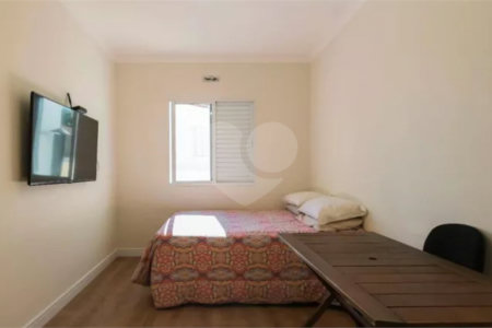 Sobrado à venda com 3 quartos, sendo 1 suíte, em Vila Firmiano Pinto, São Paulo, SP