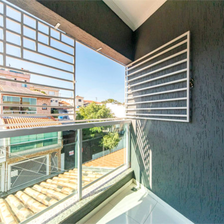 Sobrado à venda ou para alugar com 3 quartos, sendo 2 suítes, em Vila Linda, Santo André, SP