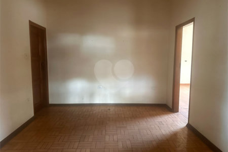 Casa Térrea à venda com 3 quartos no Centro, Três Lagoas, MS