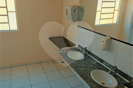 Prédio para alugar com 3 quartos no Centro, Indaiatuba, SP