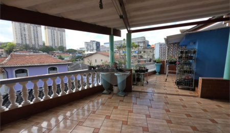 Sobrado à venda com 4 quartos, sendo 2 suítes,  em Vila Nova Cachoeirinha, São Paulo, SP