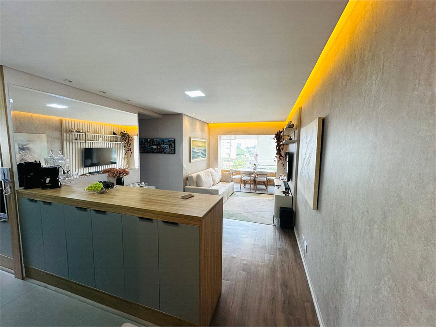 Apartamento à venda com 2 quartos, sendo 1 suíte,  em Cidade Monções, São Paulo, SP