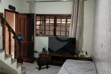 Casa à venda com 2 quartos, sendo 1 suíte, em Vila Amorim, Suzano, SP