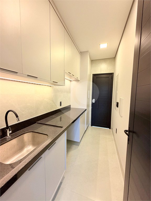 Casa à venda com 3 suítes no condomínio Jardim Residencial Dona Maria Candida, Indaiatuba - SP