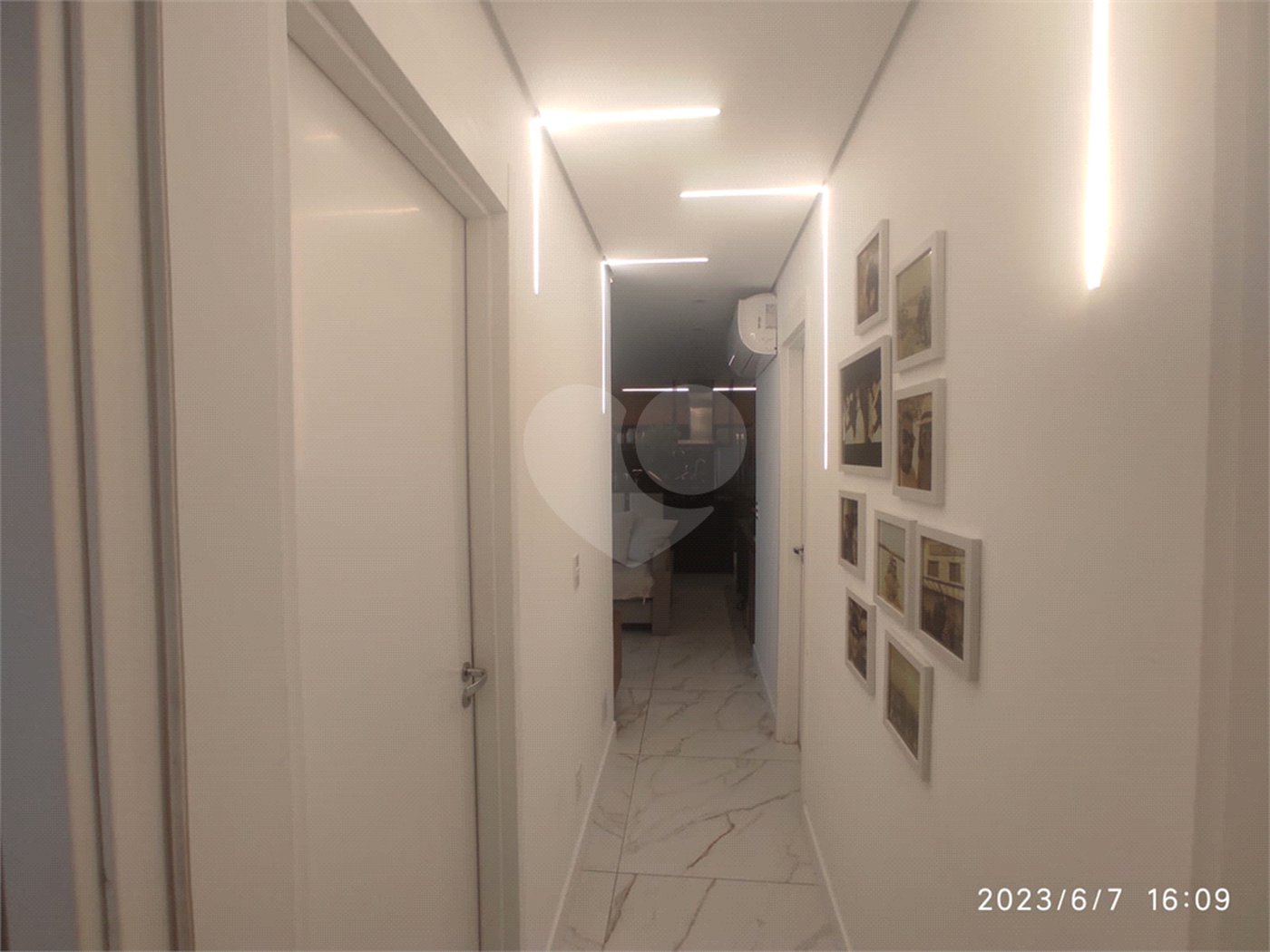 Apartamento à venda com 2 quartos, sendo 1 suíte, em Vila Santa Catarina, São Paulo, SP