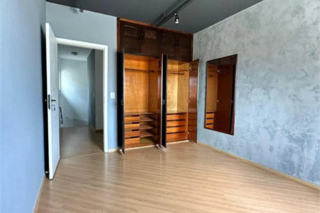 Casa à venda com 4 quartos, sendo 1 suíte, em Vila Oliveira, Mogi das Cruzes, SP