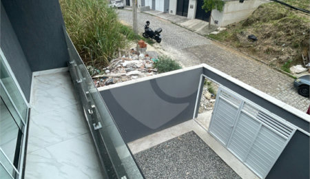 Duplex à venda com 2 suítes em Santíssimo, Rio de Janeiro, RJ