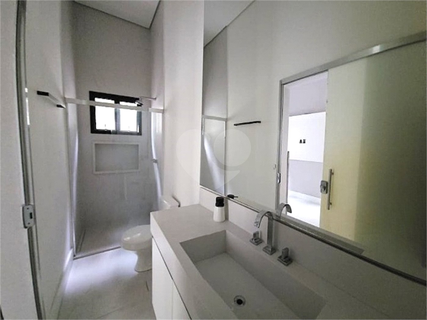 Casa à venda com 5 suítes no condomínio Tamboré II, Santana de Parnaíba - SP