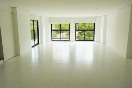 Apartamento para alugar com 4 suítes em Jardim Marajoara, São Paulo, SP