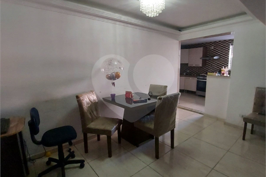 Sobrado à venda com 8 quartos no Brasilândia, São Paulo, SP