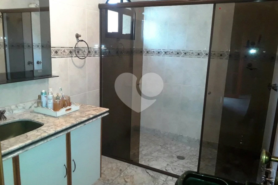 Sobrado à venda com 4 quartos, sendo 1 suíte, em Jaçanã, São Paulo, SP