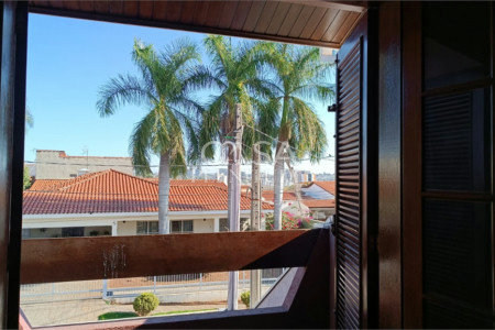 Casa à venda com 3 quartos, sendo 1 suíte,  em Jardim Americano, Sorocaba, SP
