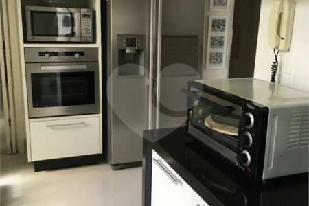 Apartamento à venda com 3 suítes em Vila Gomes Cardim, São Paulo, SP