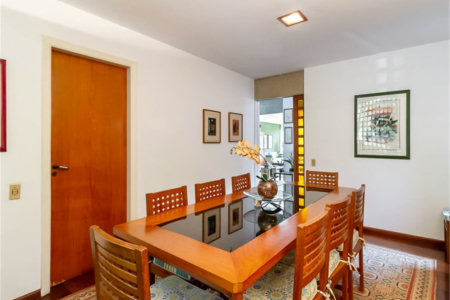 Casa à venda com 4 suítes em Vila Madalena, São Paulo, SP