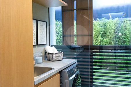 Apartamento à venda com 2 quartos, sendo 1 suíte, em Pinheiros, São Paulo, SP