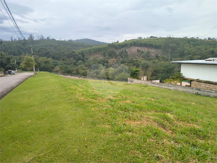 Terreno à venda no condomínio Residencial Campo de Toscana, Vinhedo - SP